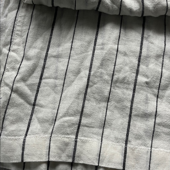 Gap's High Rise Wide-Leg Pants Smooth, lightweight. - Picture 12 of 12